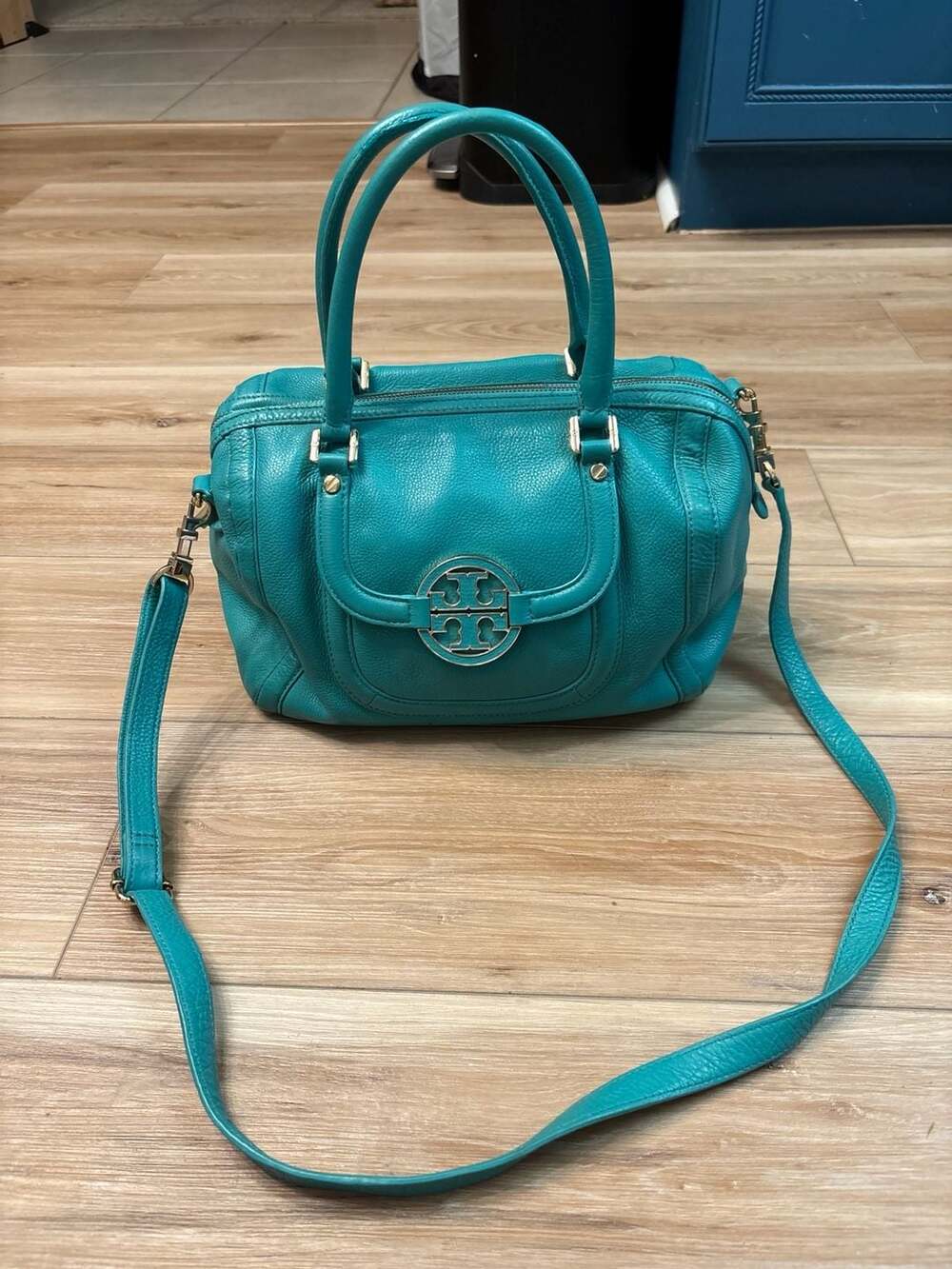 Tory Burch Amanda Turquoise Blue Leather Satchel Crossbody Bag